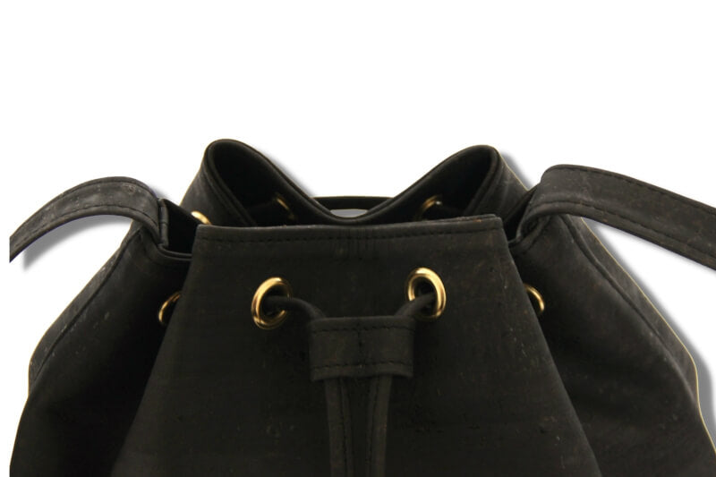 Bucket Bag - Handtasche in Coal Black Kork (Schwarz)