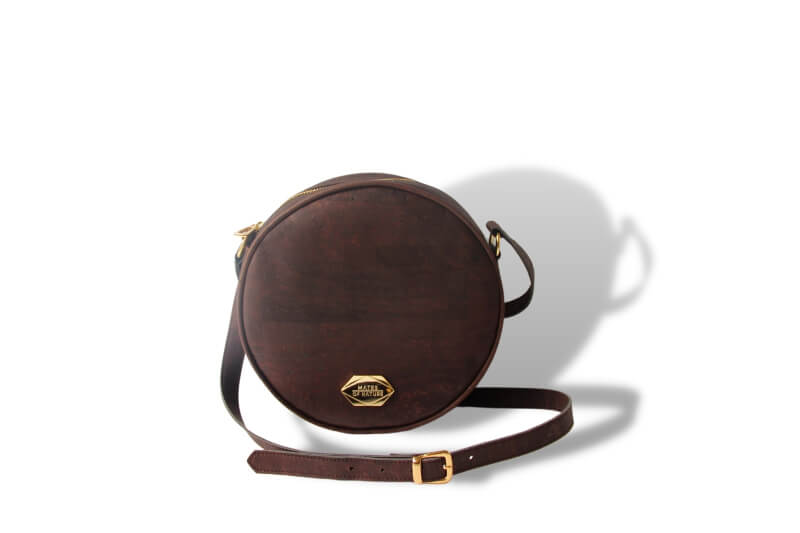 Circle Bag - Round handbag in mocha cork (brown) 